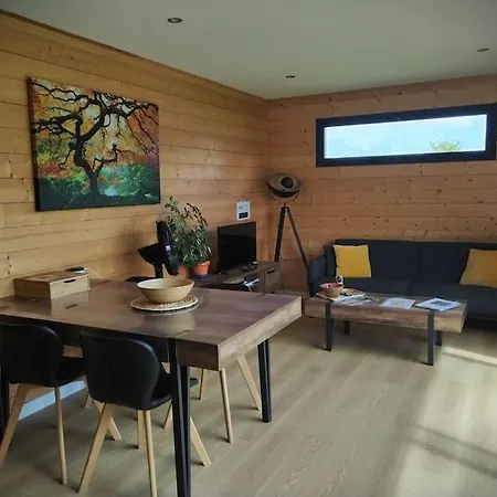 Chaleureux Avec Sauna & Jacuzzi Saint-Coulitz